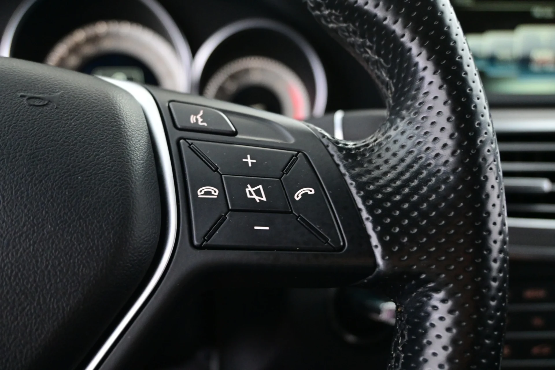 Car Image - 28F3I2xRyCQvSFwtdEgKbo