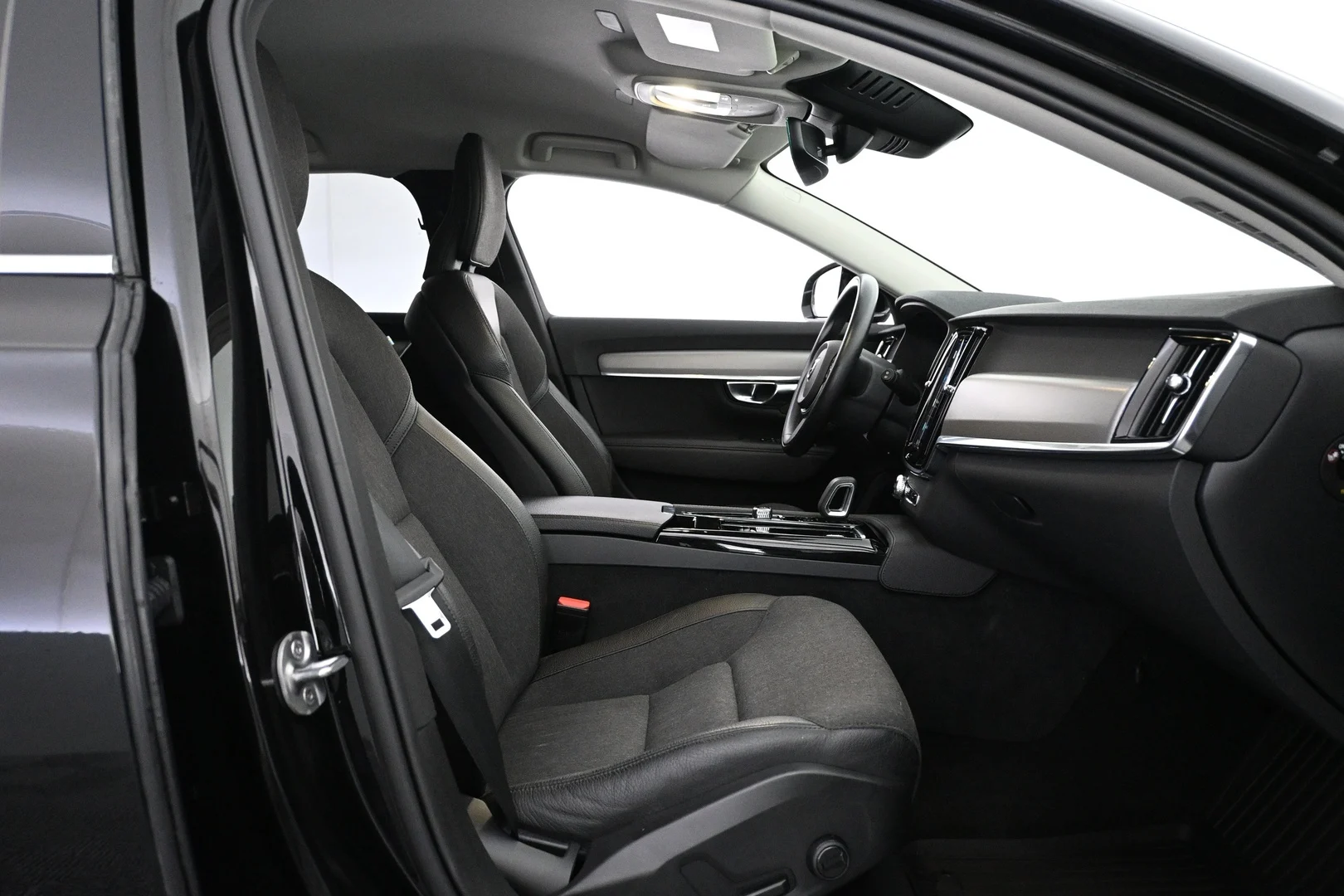 Car Image - 5v3Zqjsi1Gv4AfCHgsObTZ