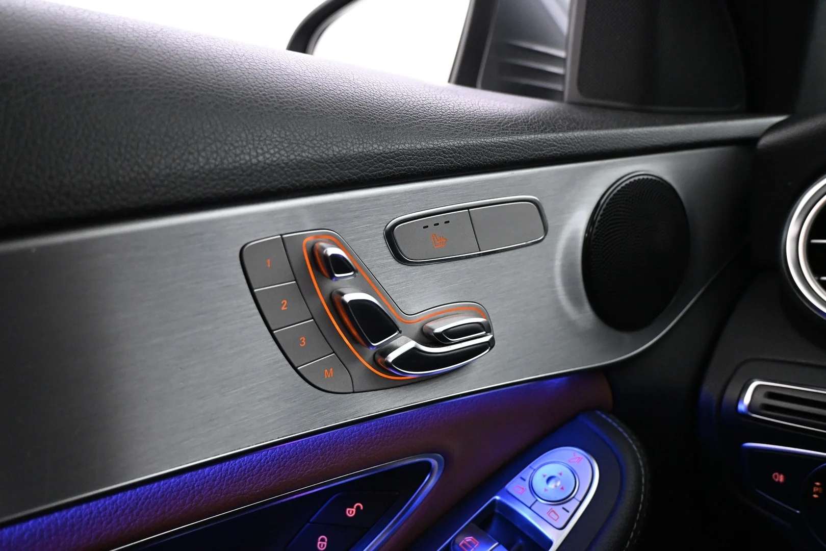 Car Image - 71QH8LBWgkKuNccRgFzfOR