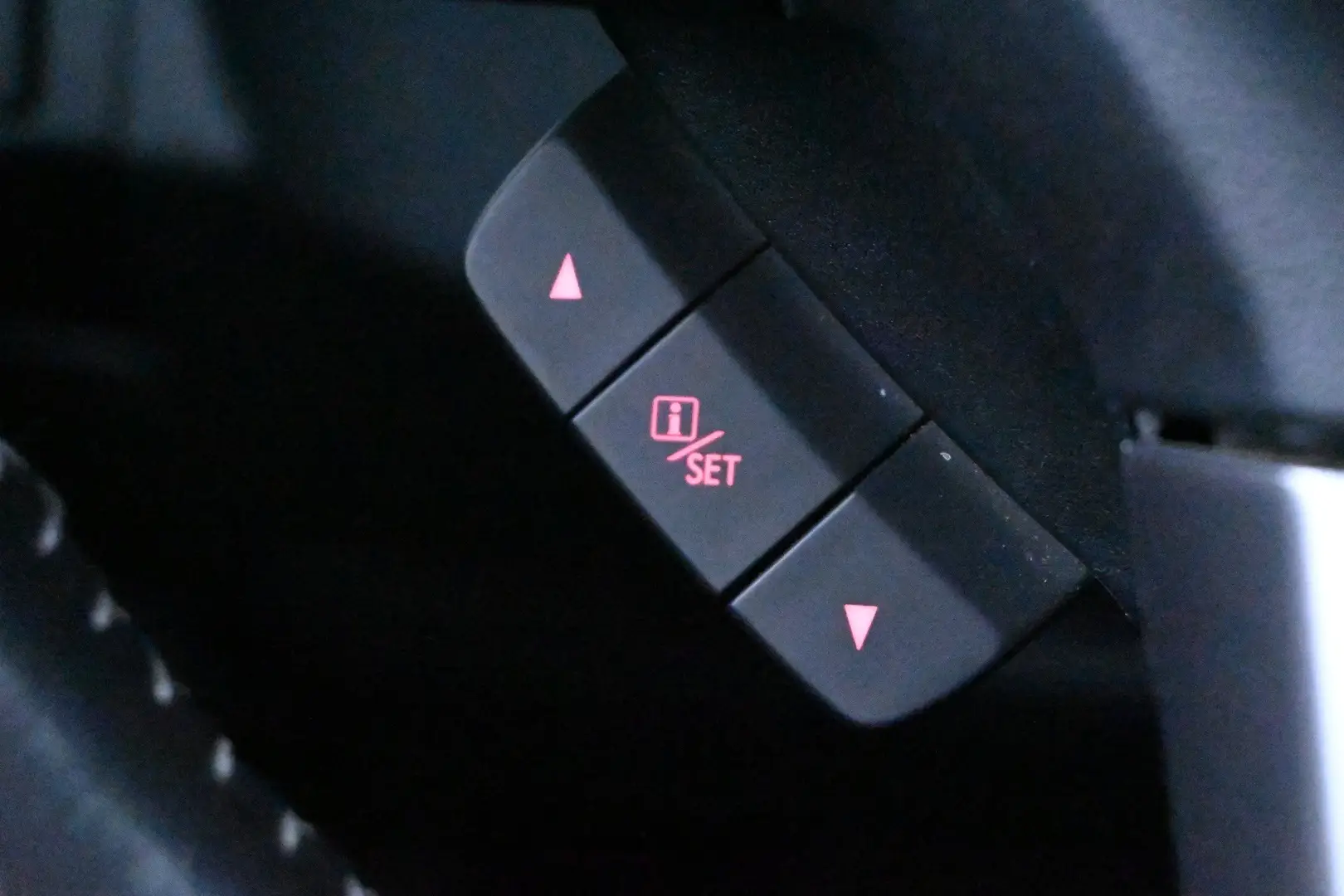 Car Image - aP97yCwgnx5WciRqNQwrB