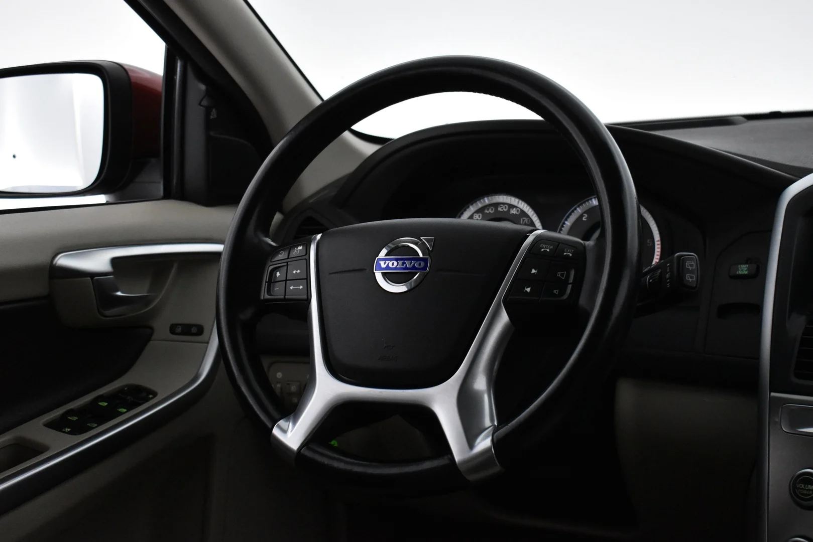 Car Image - 4r3Y3V3AXEJ4oZ0oWWwYPl