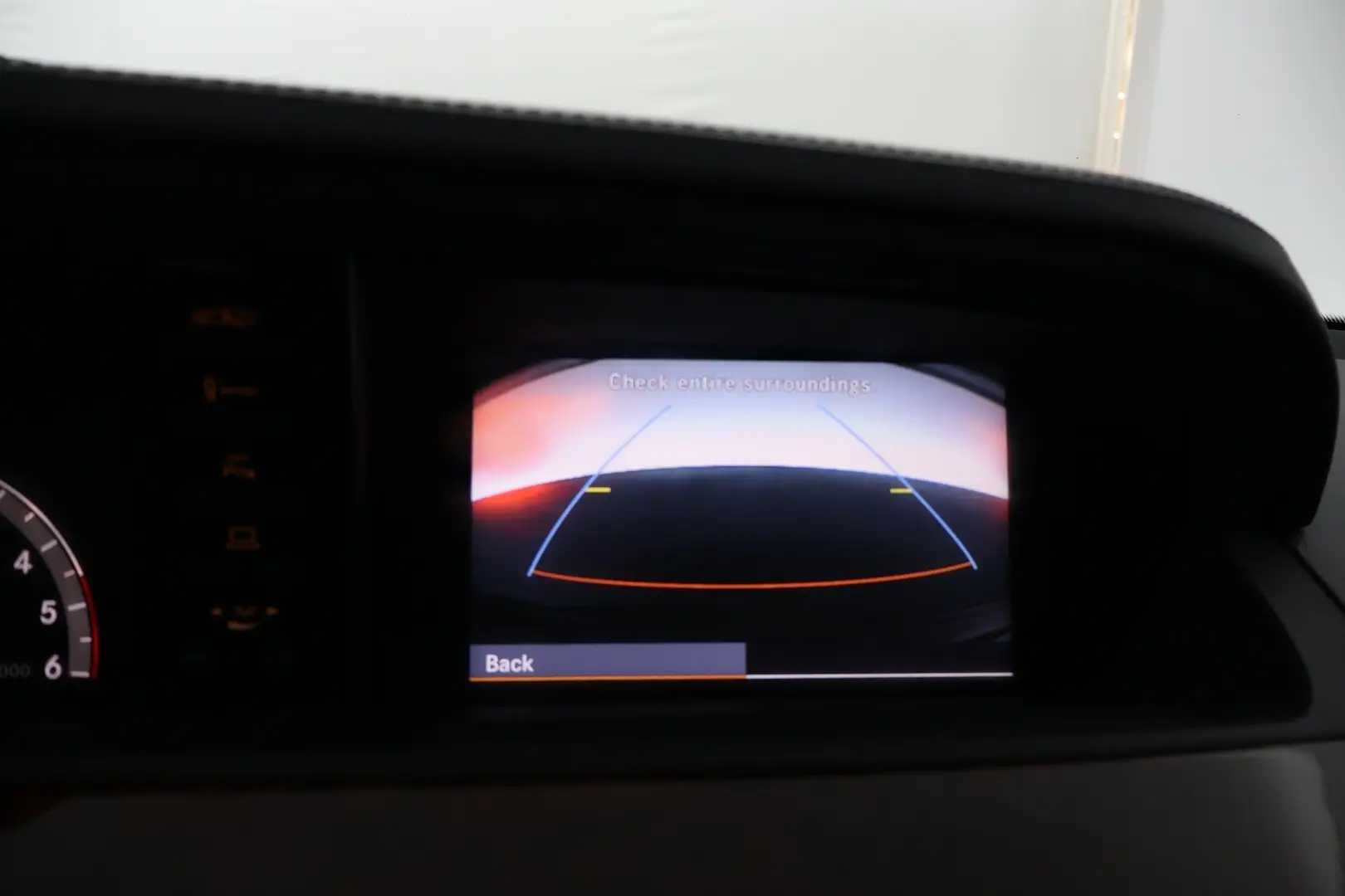 Car Image - dd6BBfFNNIZmIHv81WxM7
