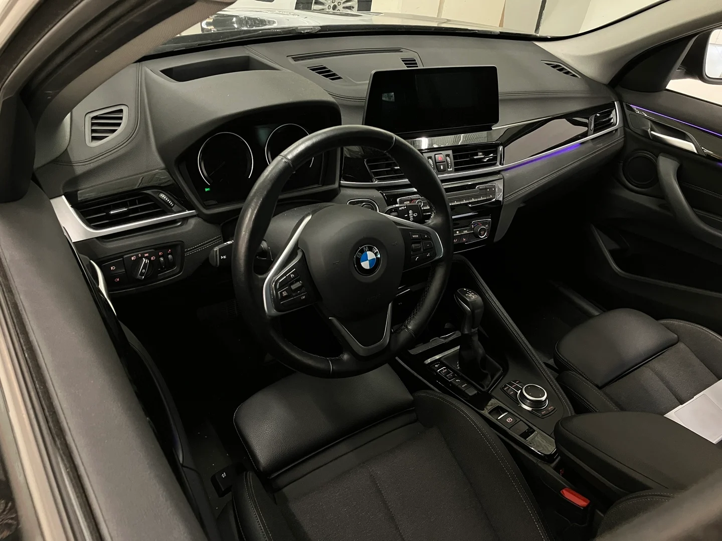 Car Image - 6OOJZtYiFGVPKwXXP1oXKj