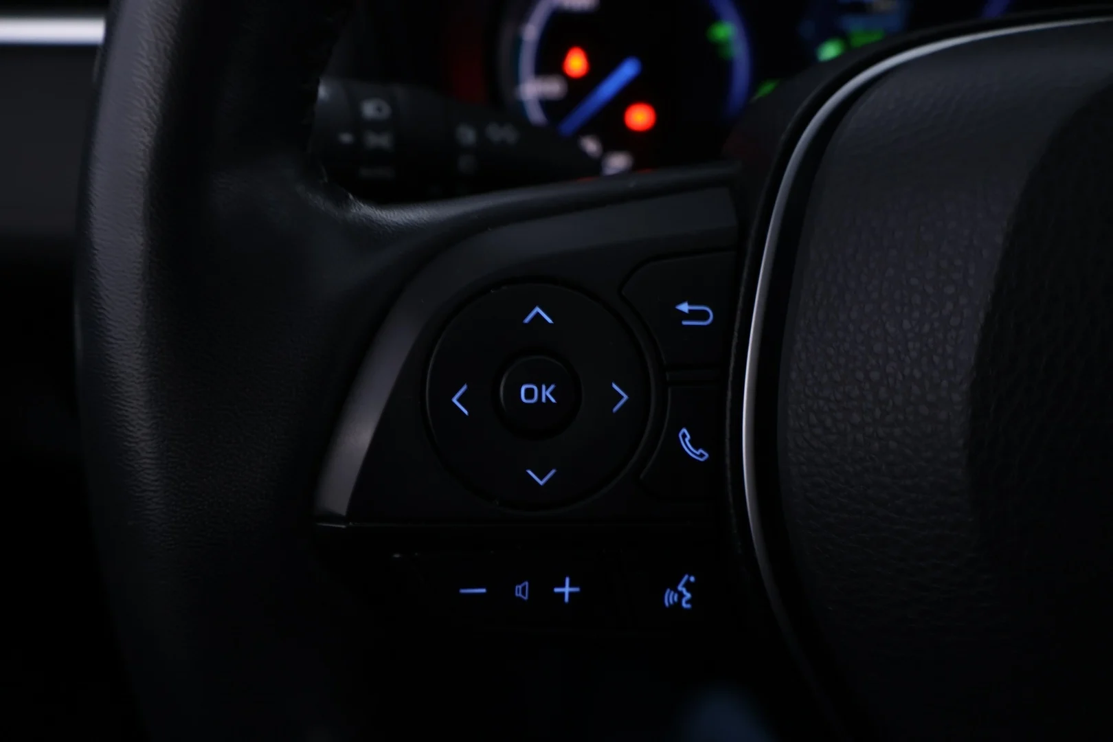 Car Image - 2gPdcNtjW7E52bFgUbfrat
