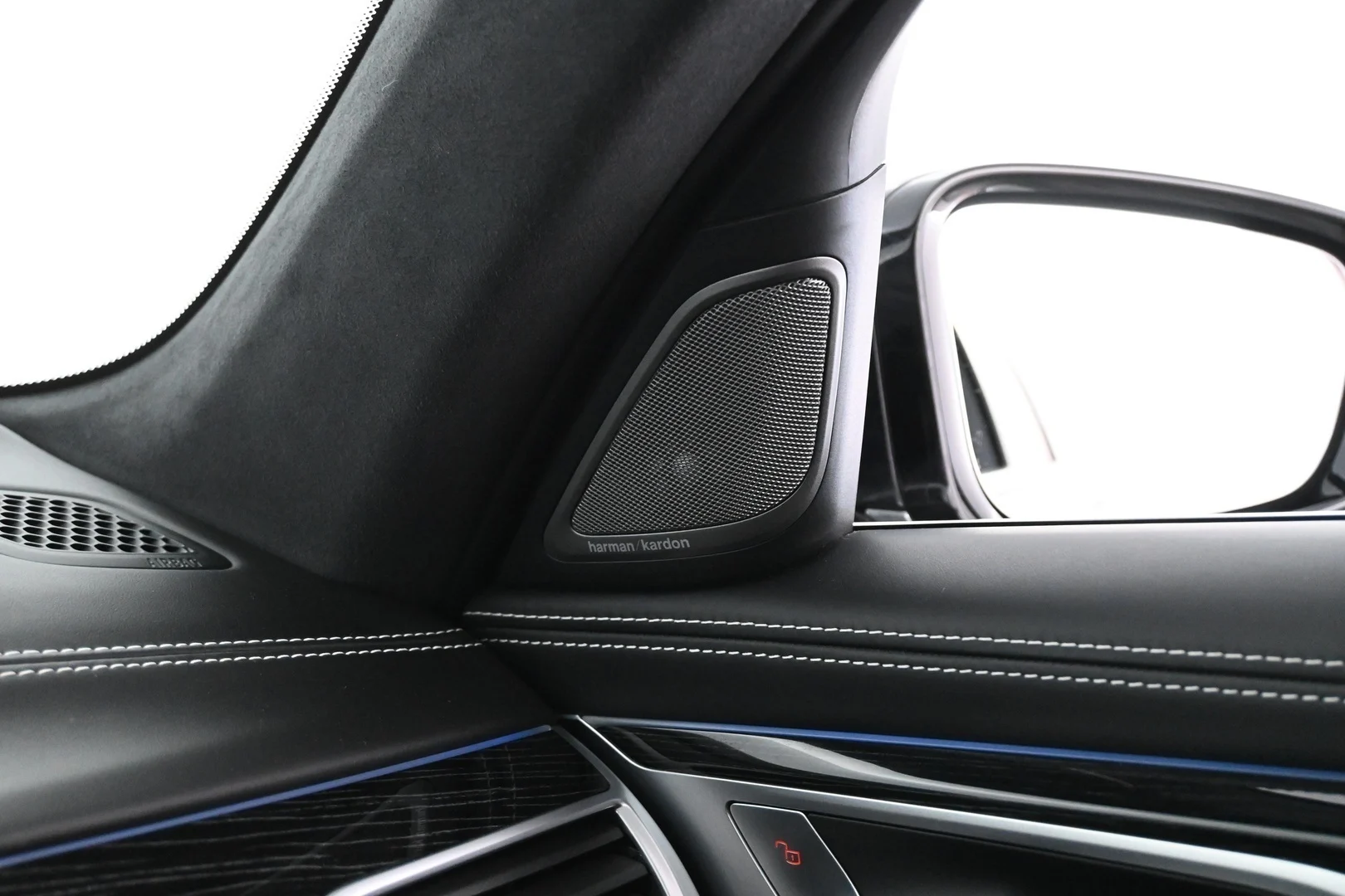 Car Image - 6SmPiGu3f0uVvcStaxfCRD
