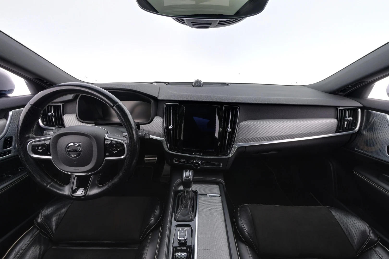 Car Image - 1Ccb0U8MnKBp6X1uOLjUoF