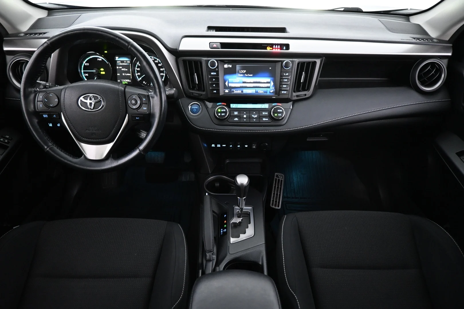 Car Image - 74bFHYtM0r4TXBHWLW6bDr