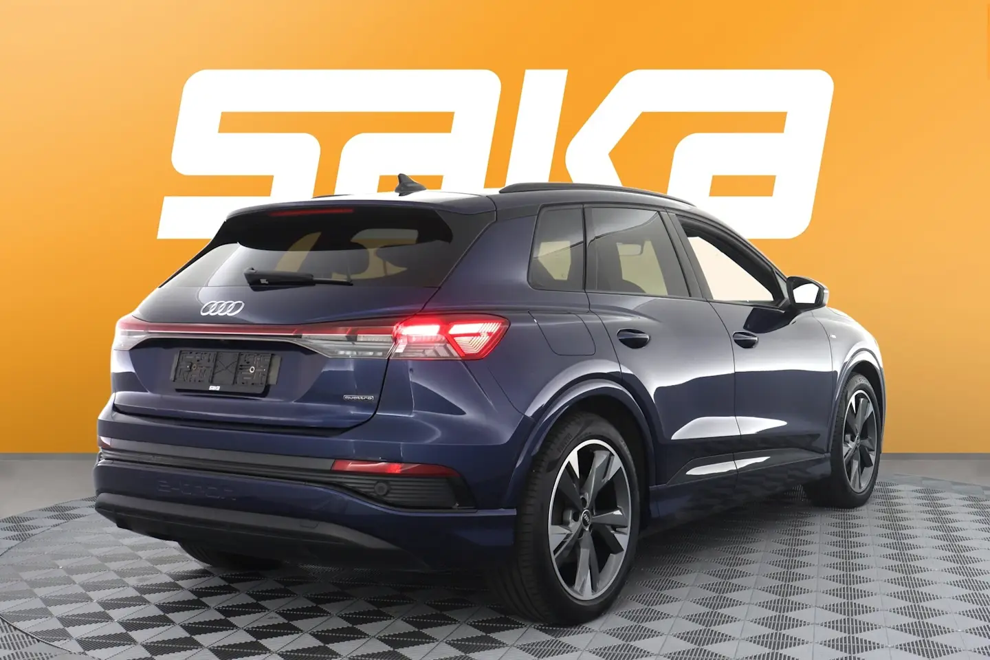 Car Image - 4wL9DkUpkbx8SNqcIO1C25
