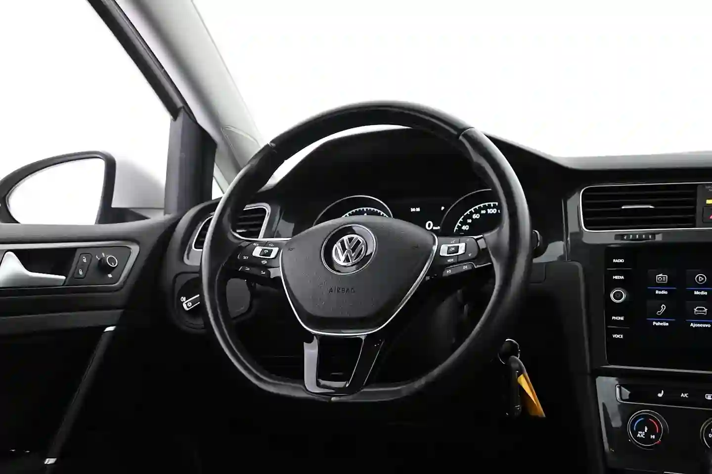 Car Image - 2DR7Ow70Xvn5tIHEfbgVDG