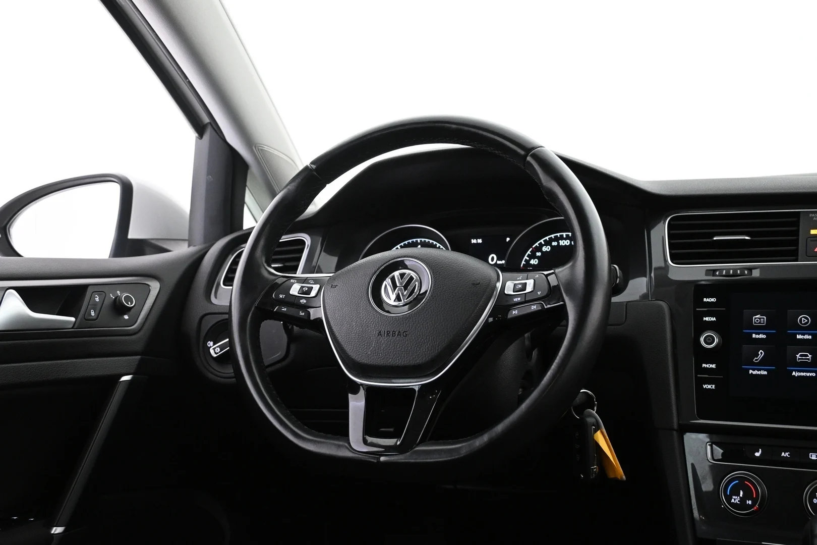 Car Image - 2DR7Ow70Xvn5tIHEfbgVDG