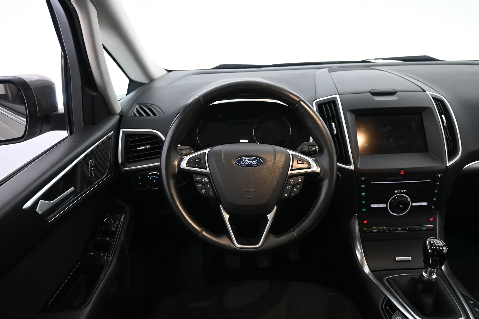 Car Image - 1IKjNVfw0PP9XxlbvpgKIF