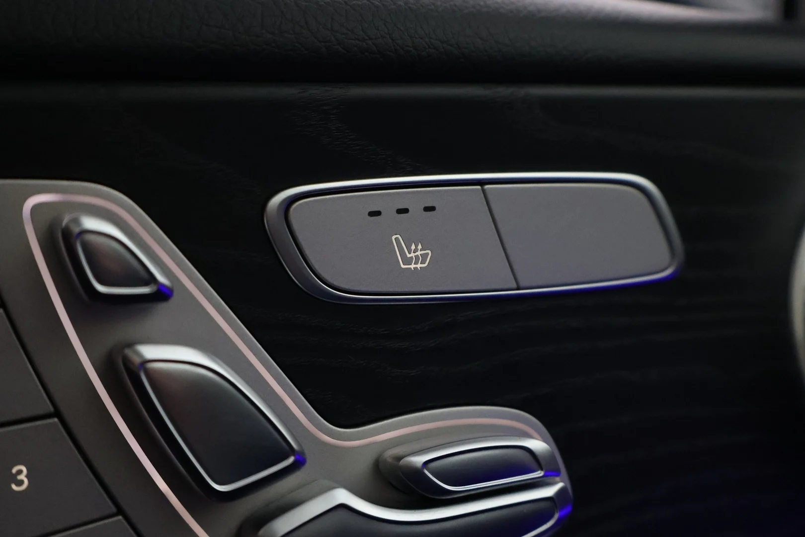 Car Image - 4SA7YsfF8f6We8WAcEsILE