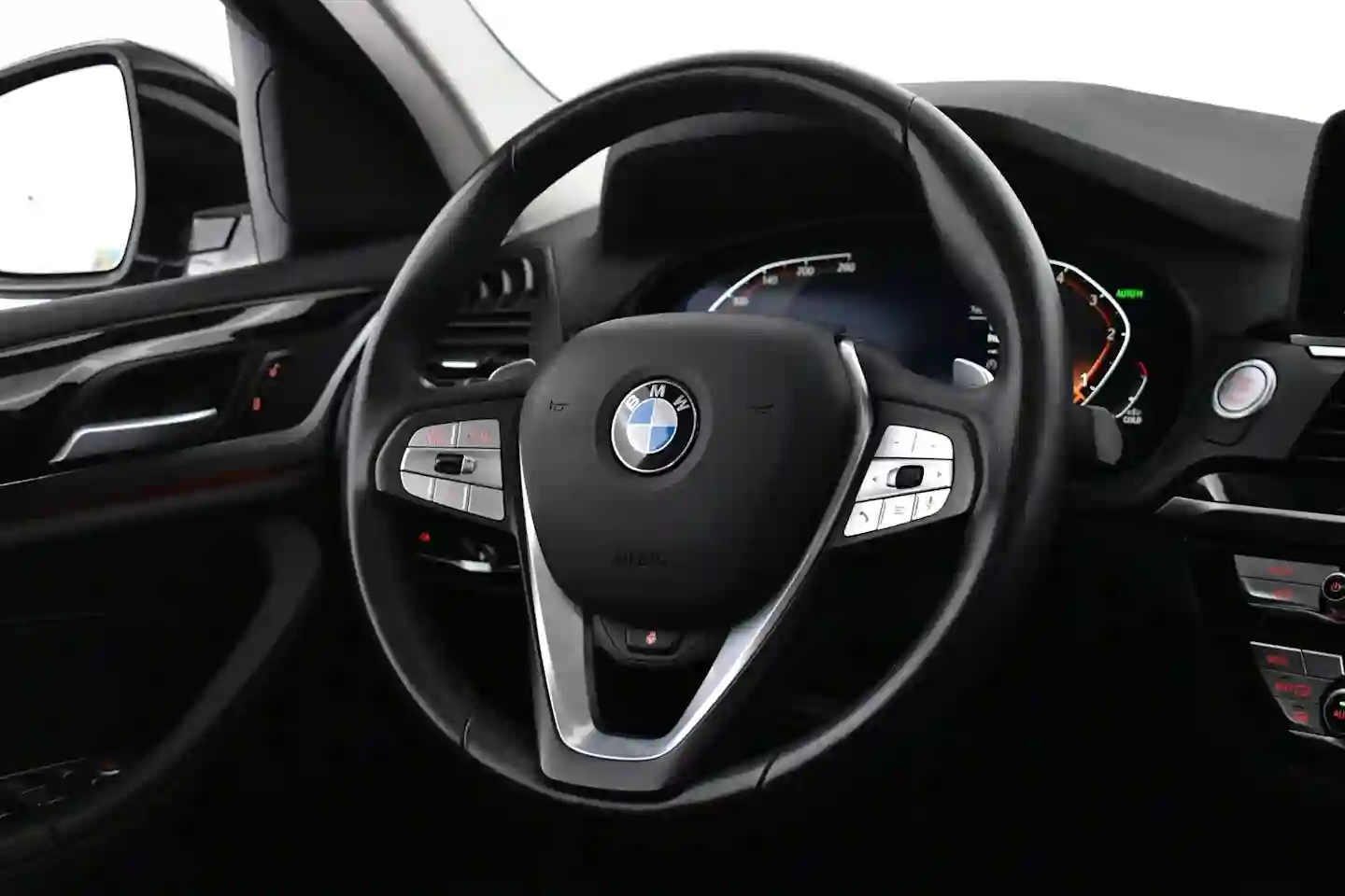 Car Image - 4dNVP0rMG39q8JESkqjCt4
