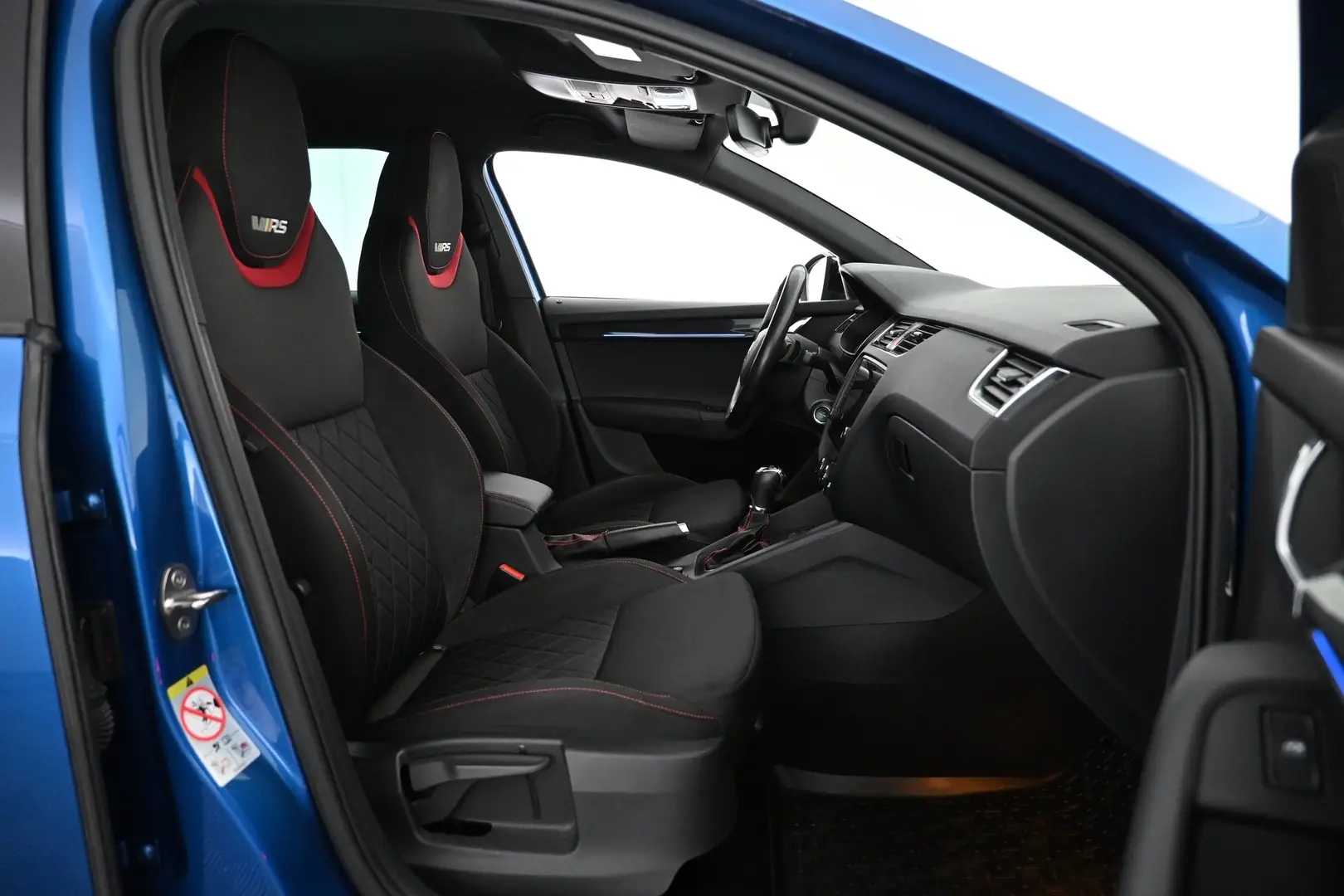 Car Image - 1g0pHIiboUCU8Caj54EQam