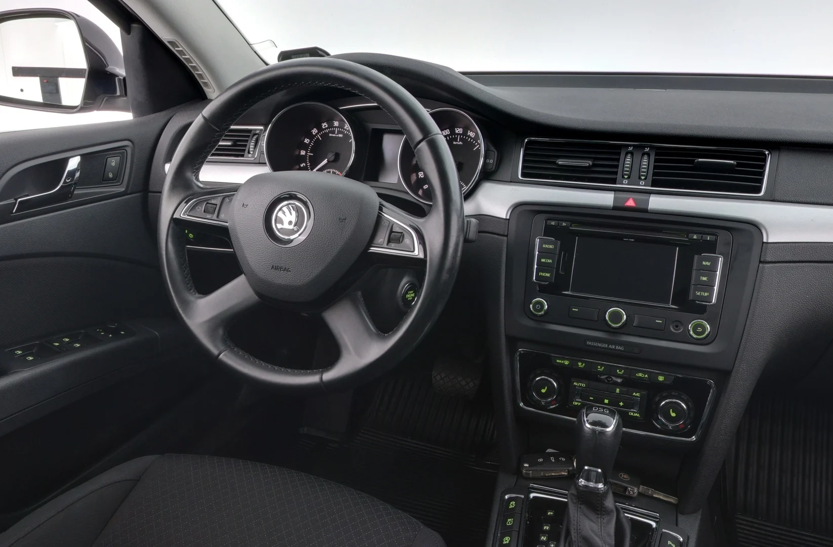 Car Image - 1J8MUYeVz1bWvH0e0N04zy