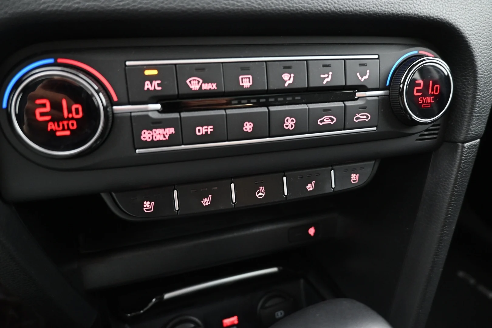 Car Image - 4hMT0KRBMiB6LQ3gkRXf9J