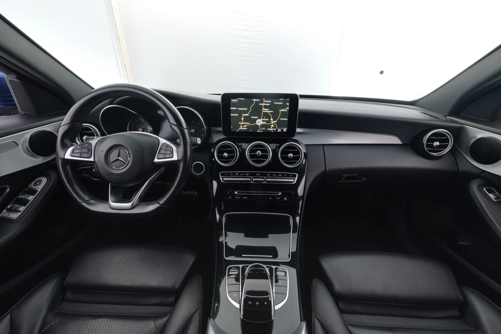 Car Image - 3sLk06tjJ4f1imHe6GzBog
