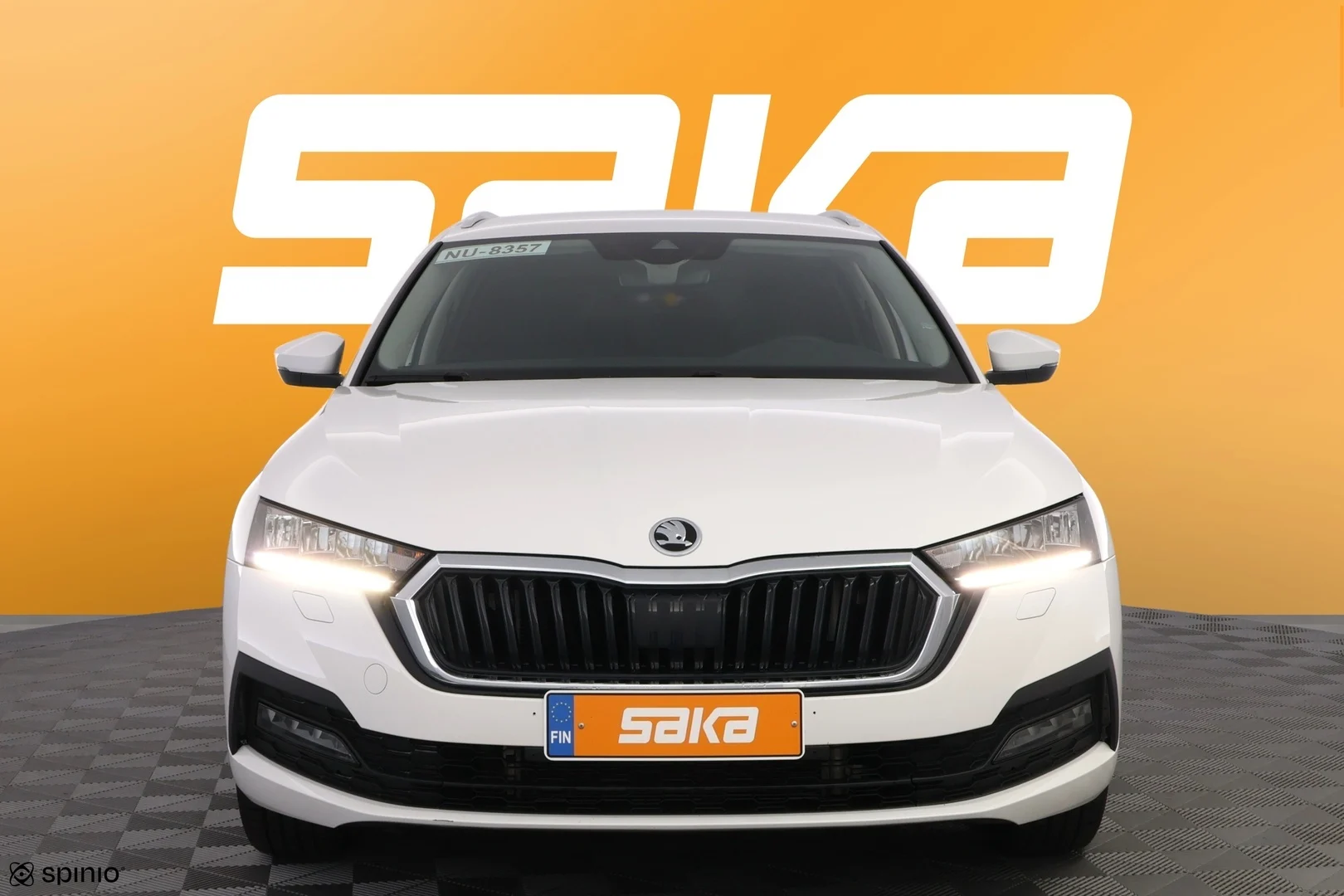 Car Image - hJu0WUsL6V9Z5ztRNths4