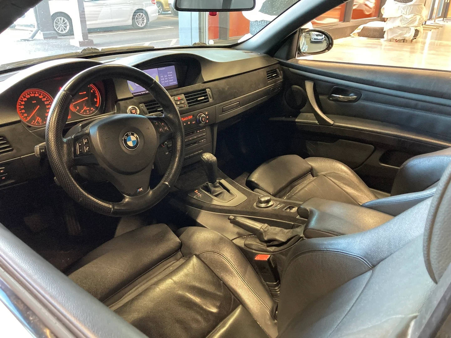 Car Image - 25tKMTqvaYQasGHY5bHJd8