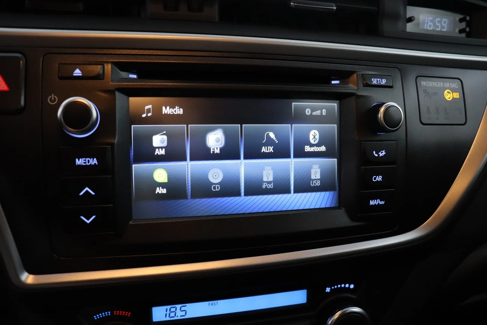 Car Image - 3Oy8Enyjur0fIKETe3Hk9C