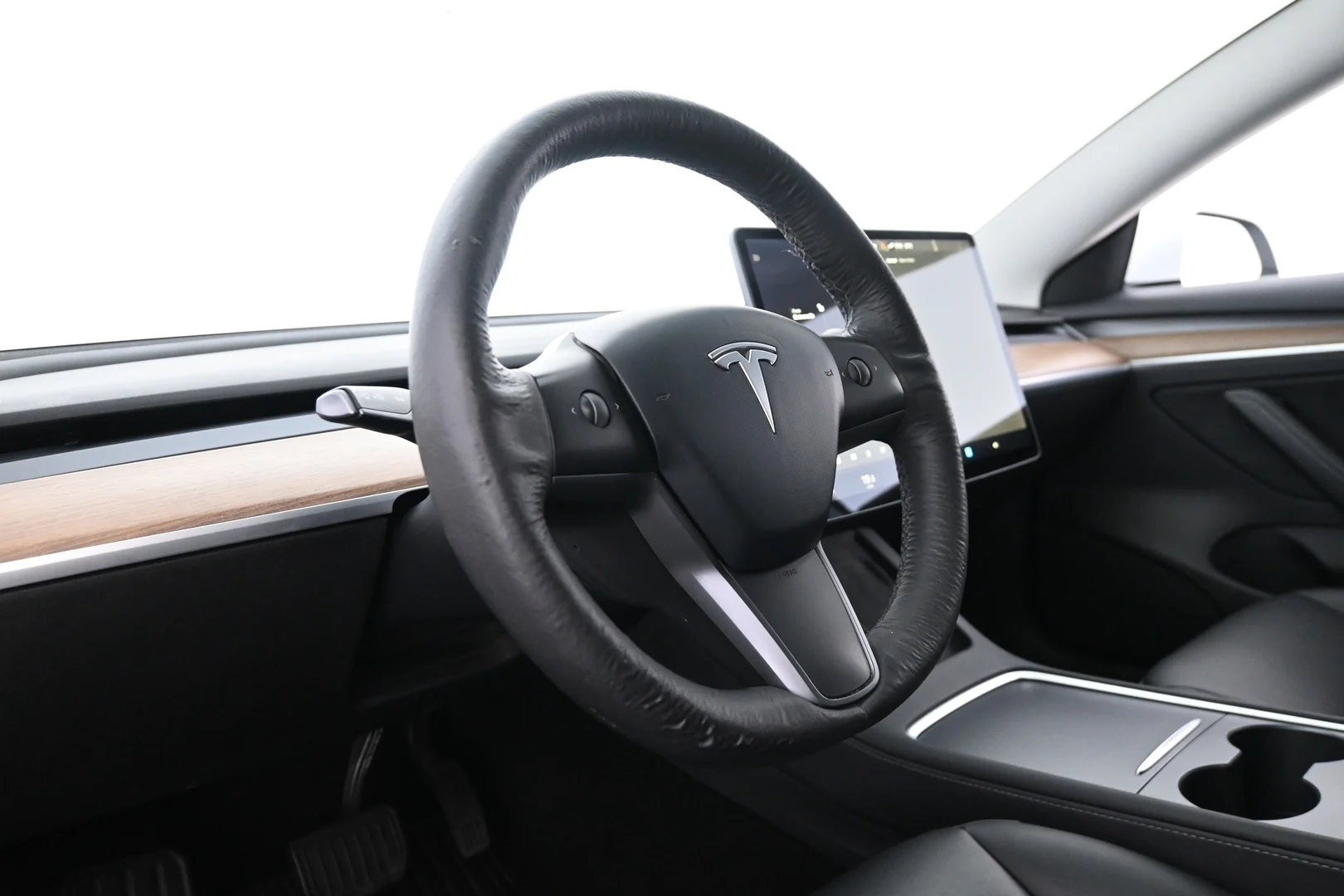 Car Image - 6mVDYmtTaH9UtFc2LLlleD