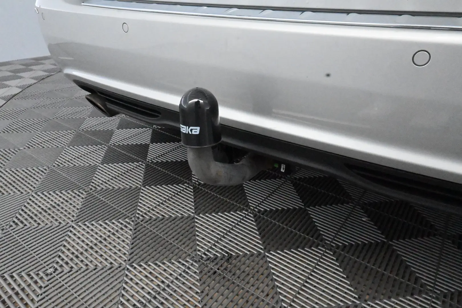 Car Image - 101yZpf2KpEGh7uISWLT2I
