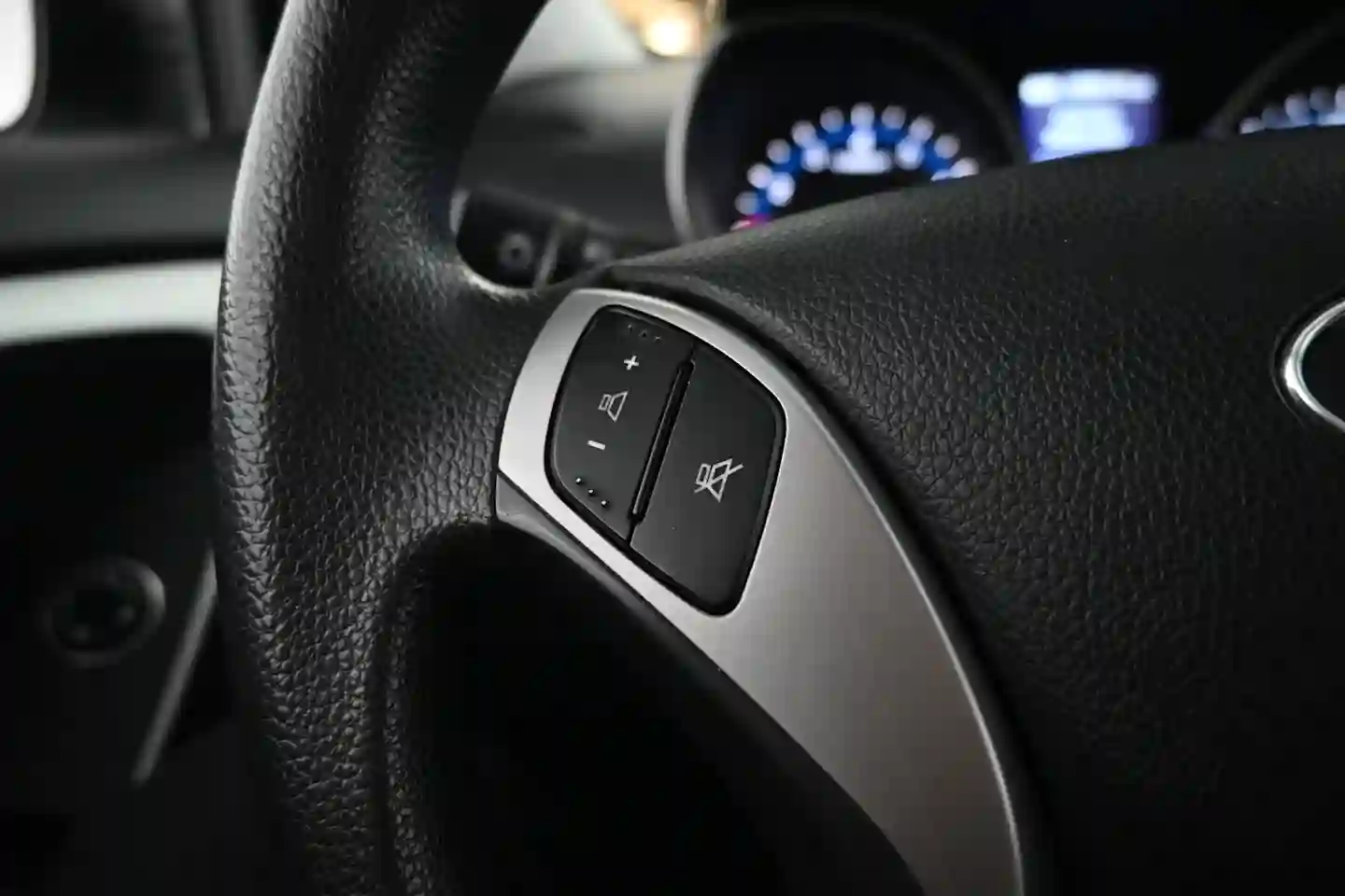 Car Image - 74uA31mwC69ItRJSgbyE29