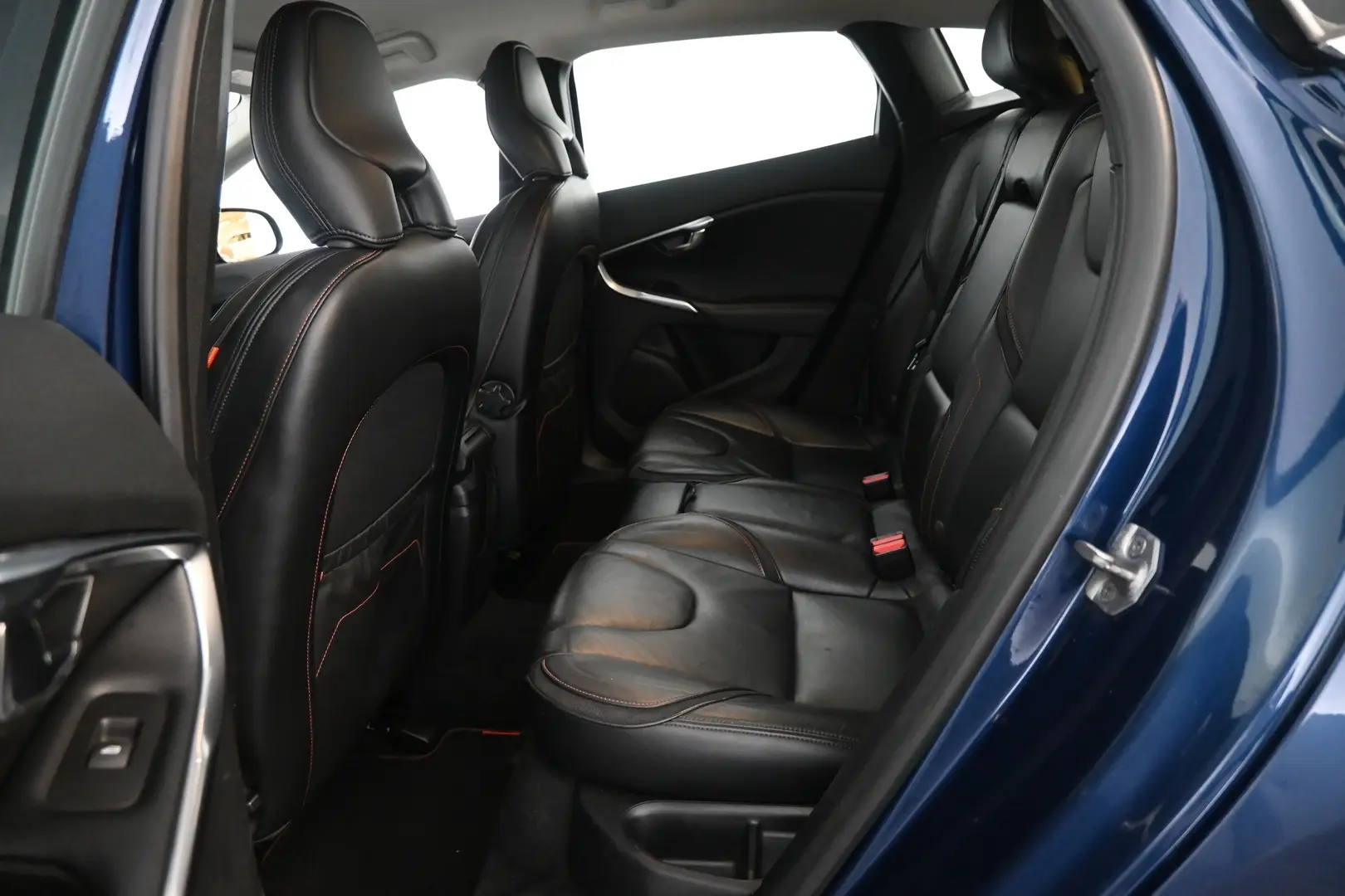 Car Image - 5OxEHnwJsYl9DIP5sYJRjx