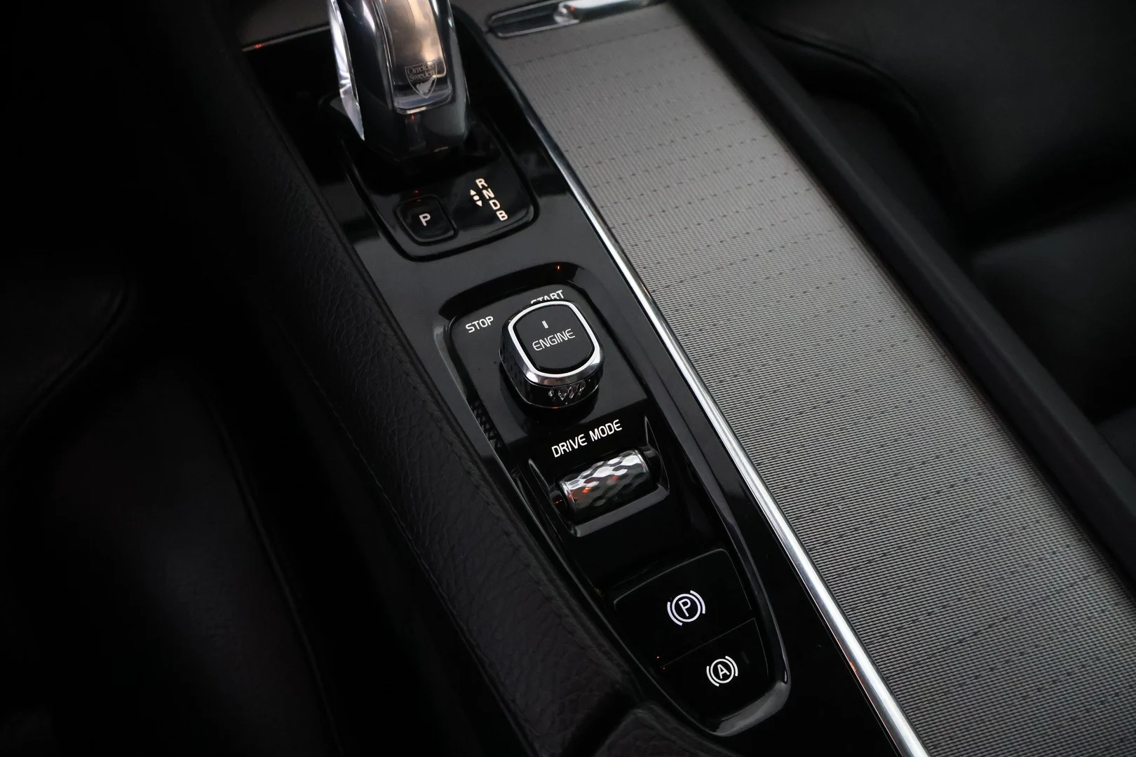 Car Image - 1MHTd4aLh0gw8NZjdUV26r