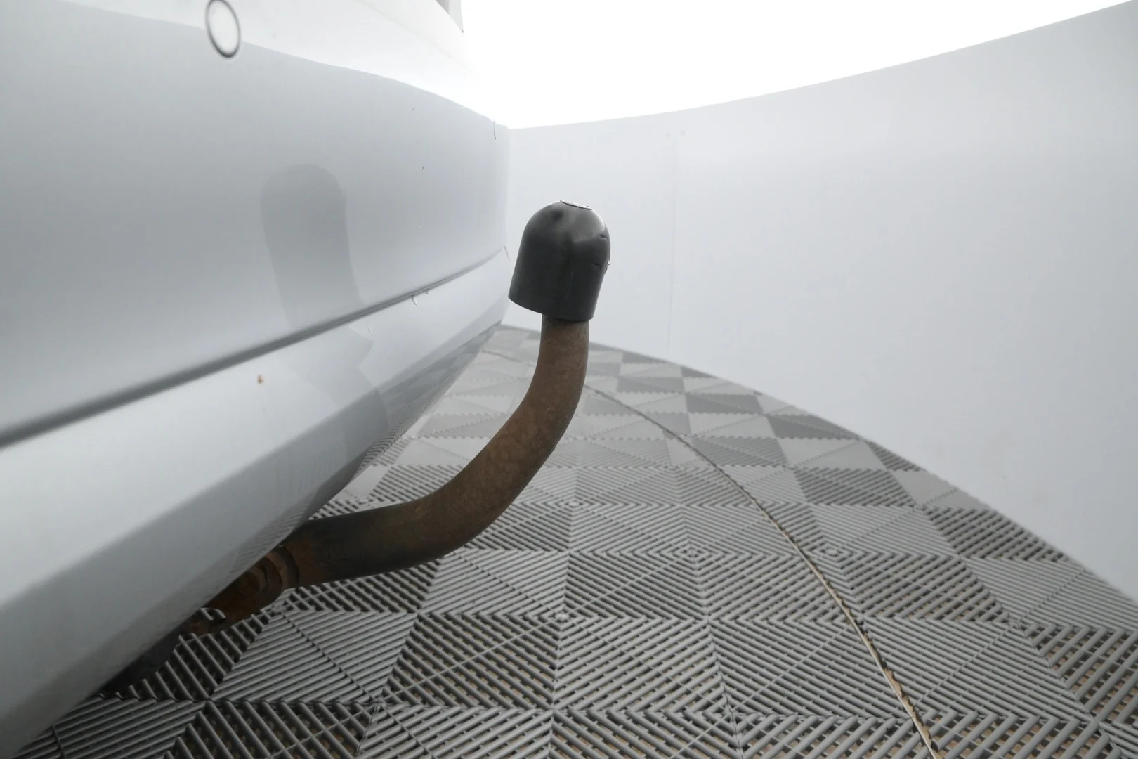 Car Image - 2zrDk9AeDntnqM2LsiRzbS