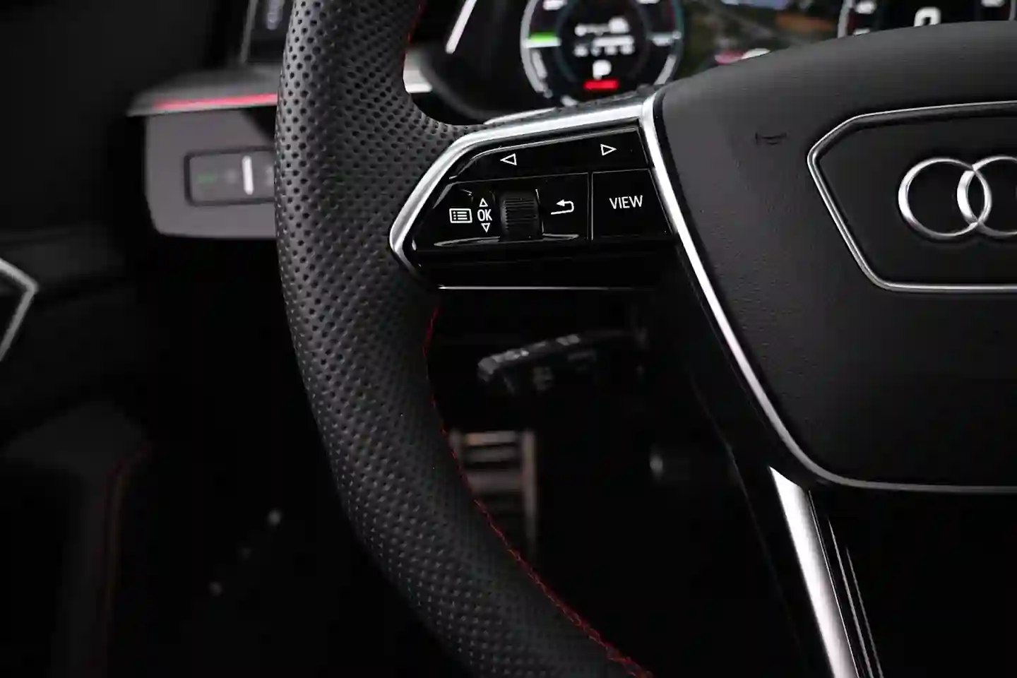 Car Image - 79TG8GiCDd5e8RDns5ghYe