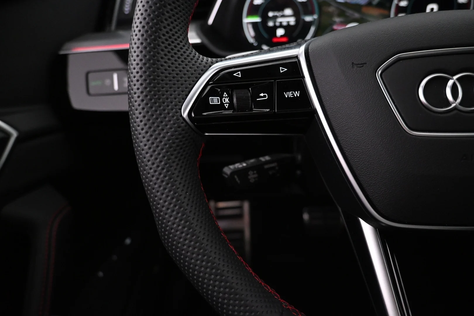 Car Image - 79TG8GiCDd5e8RDns5ghYe