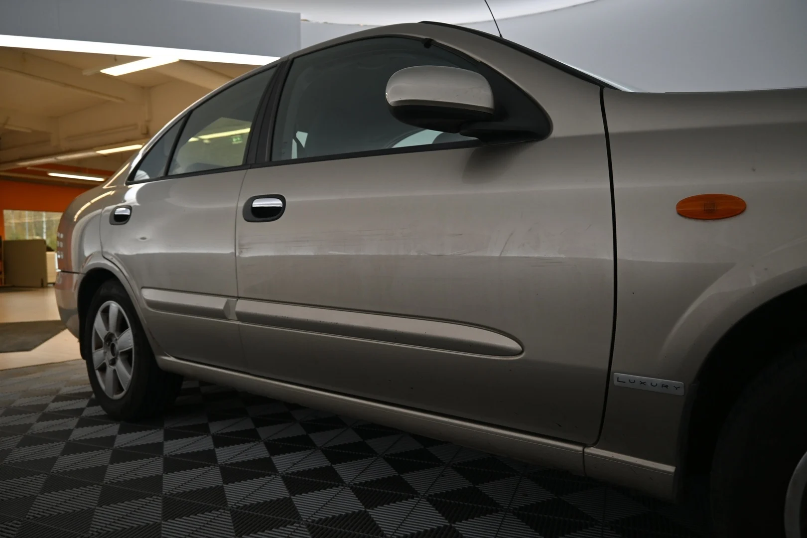 Car Image - 4byQPx40WCmW6TvMeo6dXy