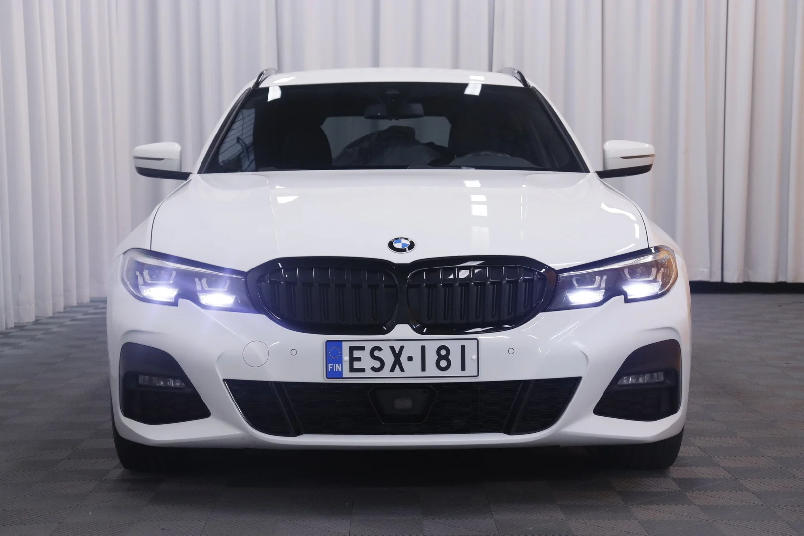 Car Image - 7jdgzPUv8iWOnO3XWdvhPH
