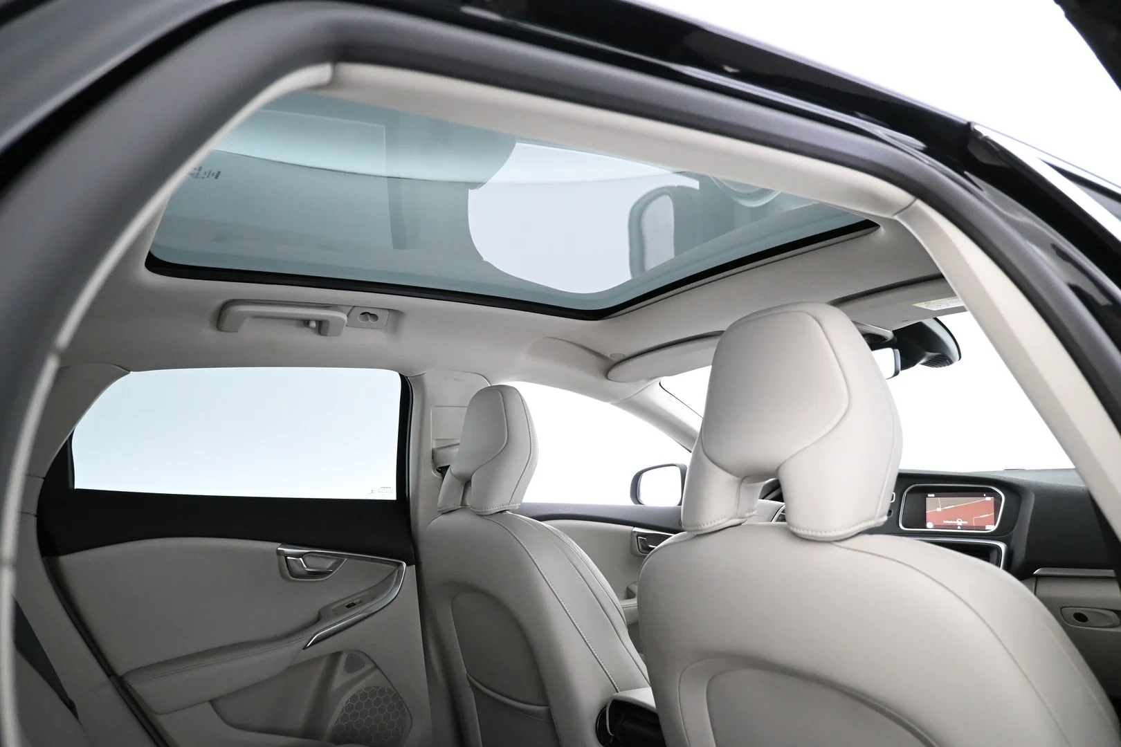 Car Image - 6gnxFVjbNKMKKlUKIBYwUH