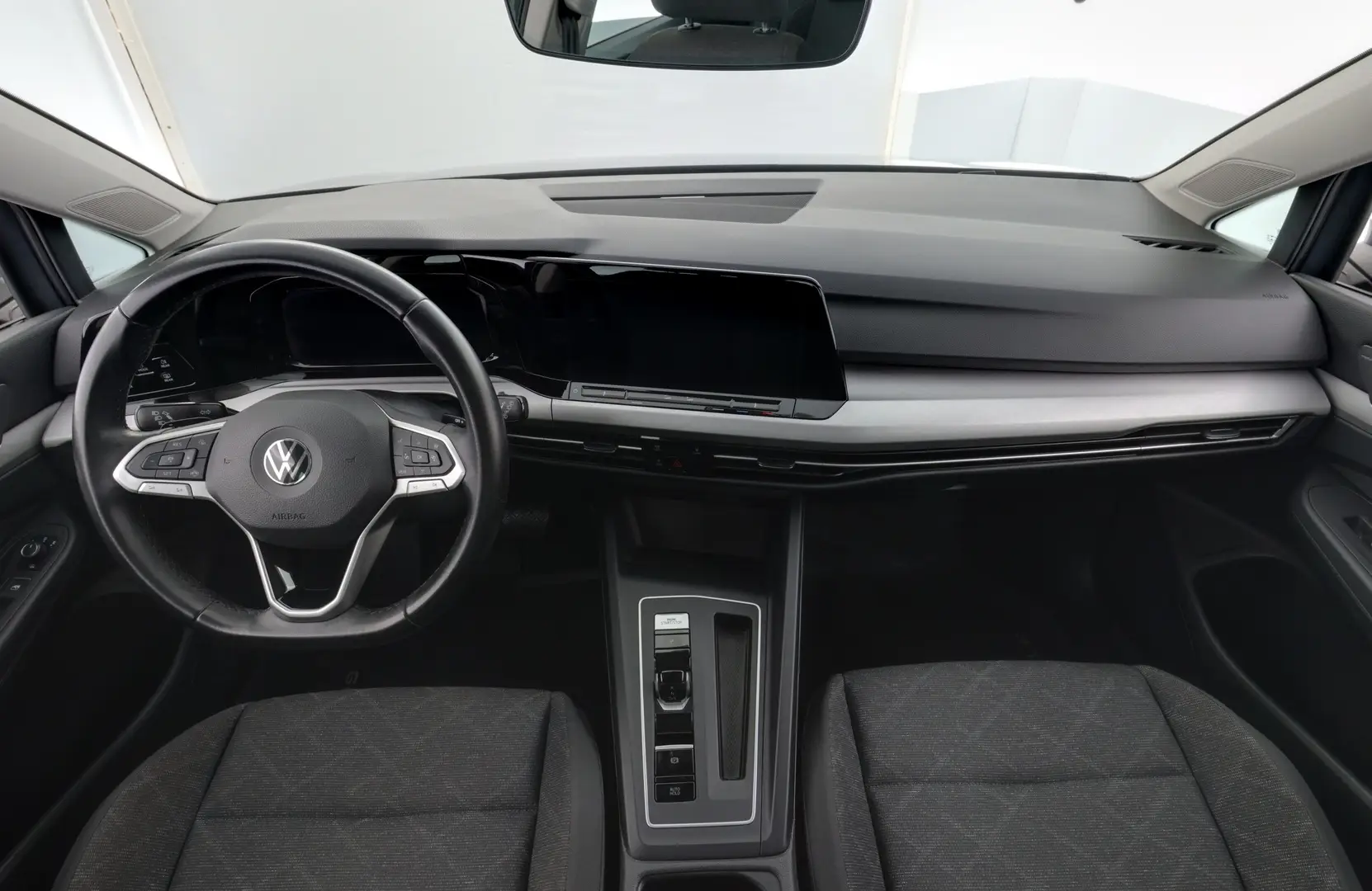 Car Image - 6ggzXmMbKeqlcbIj301oRb