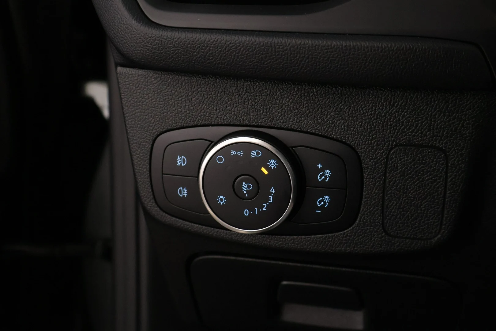 Car Image - 4BMcTWPlaK8IDPj2TMy2vg