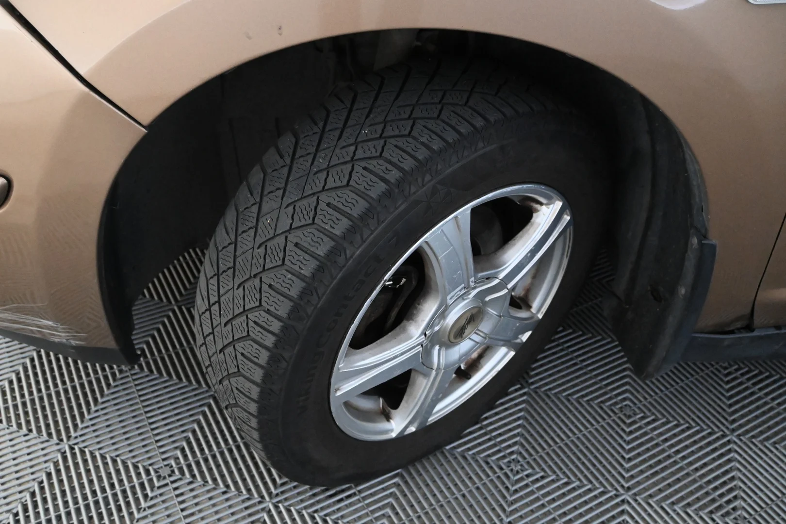 Car Image - 1MotGmbPt2tFURZj7Wm2Wy