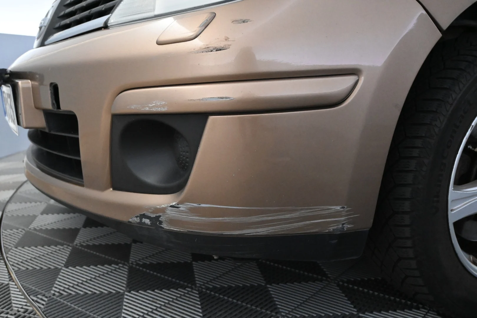 Car Image - 1MotGmbPt2tFURZj7Wm2Wy