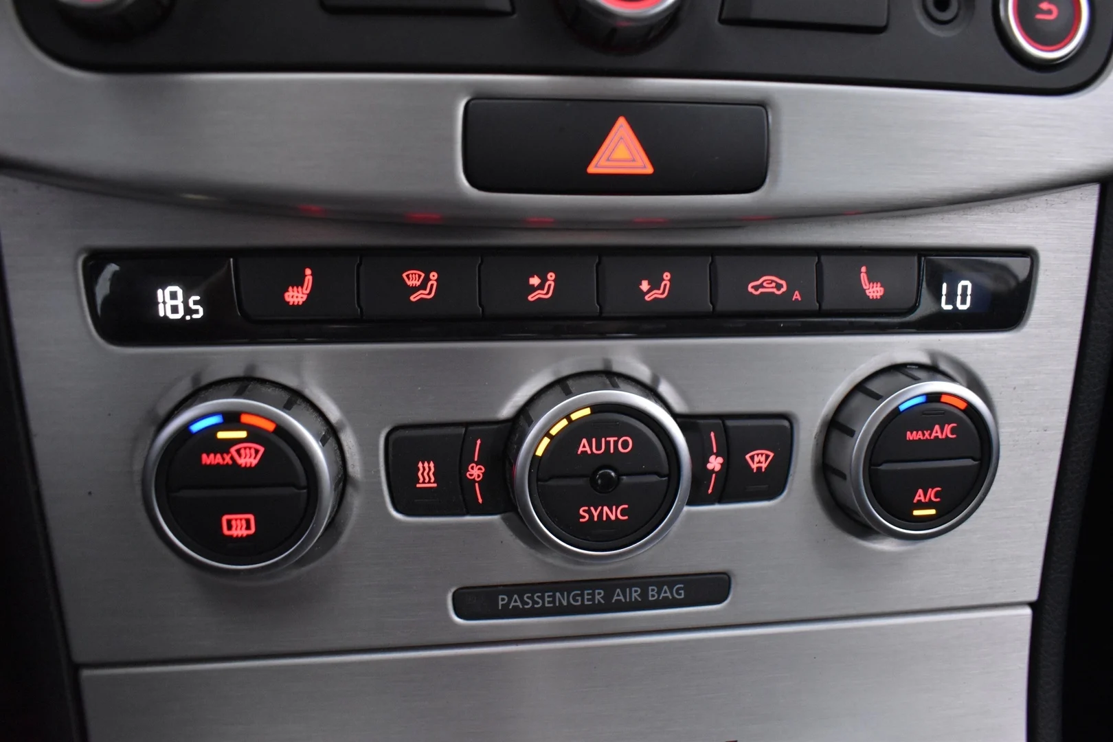 Car Image - 6I4f66zub3i7LExbnhjMRj