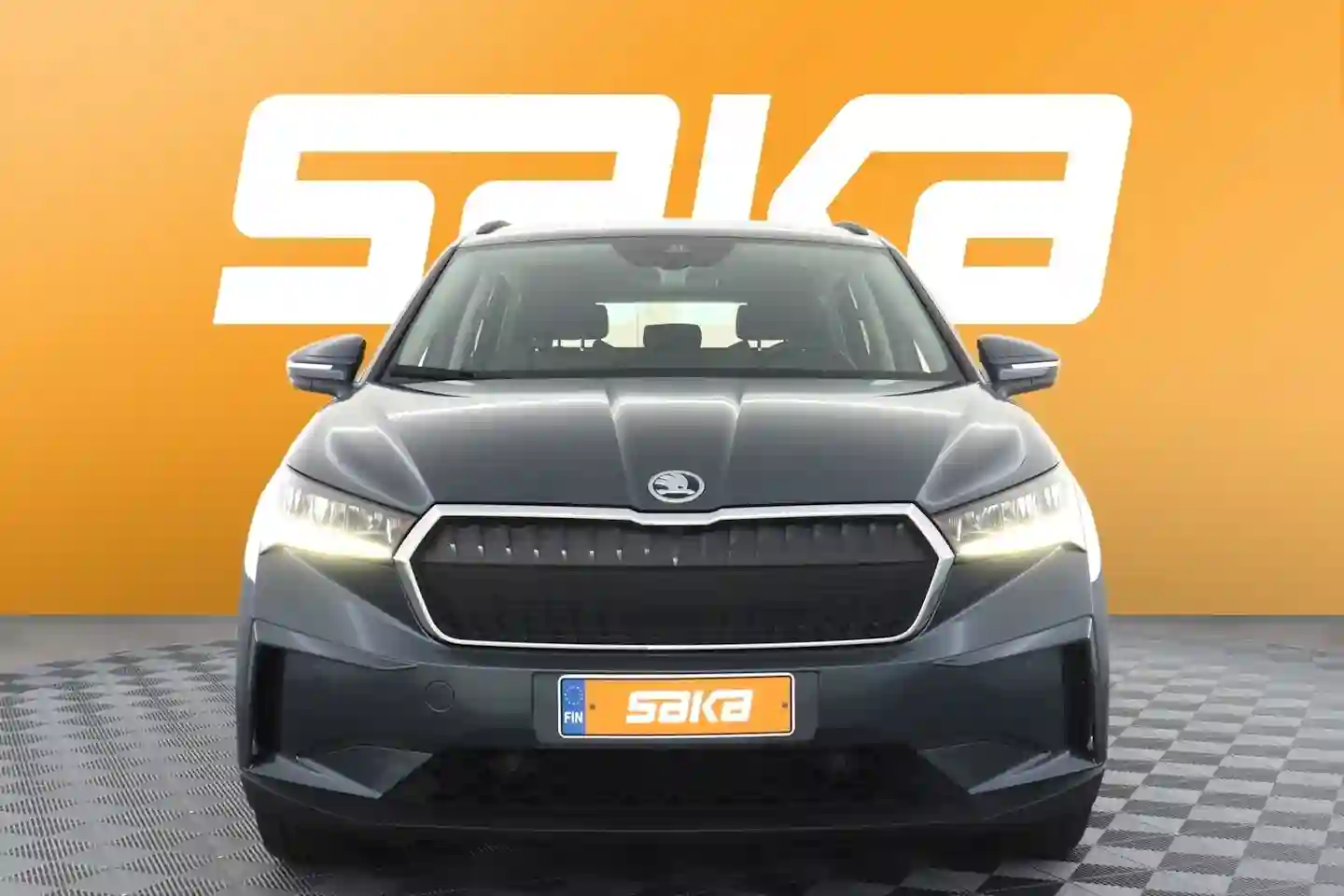 Car Image - 5xnCBnUjjXf2VUtVNMZV9M