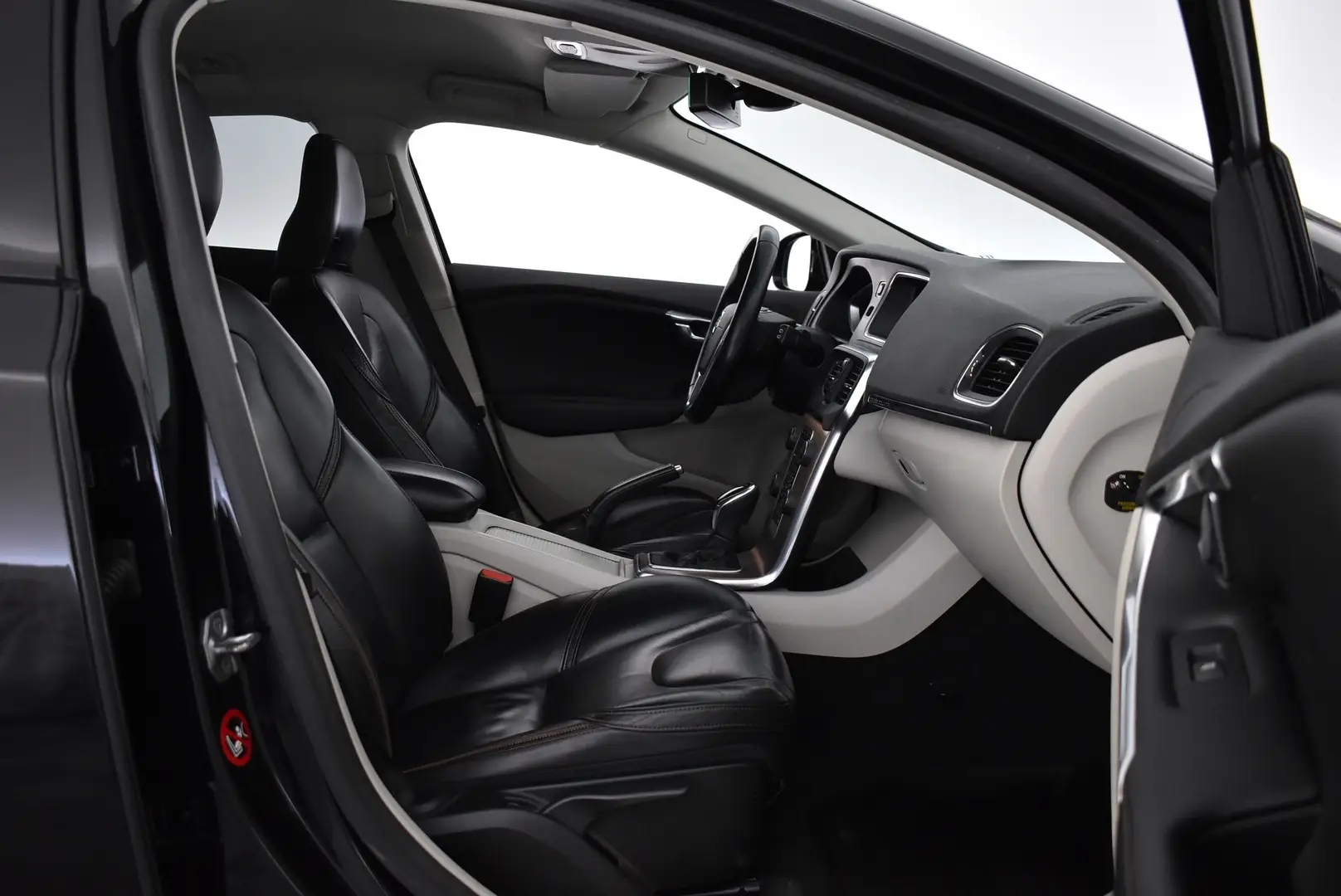 Car Image - 7xWqyasGMdrghKGKfzi7vy