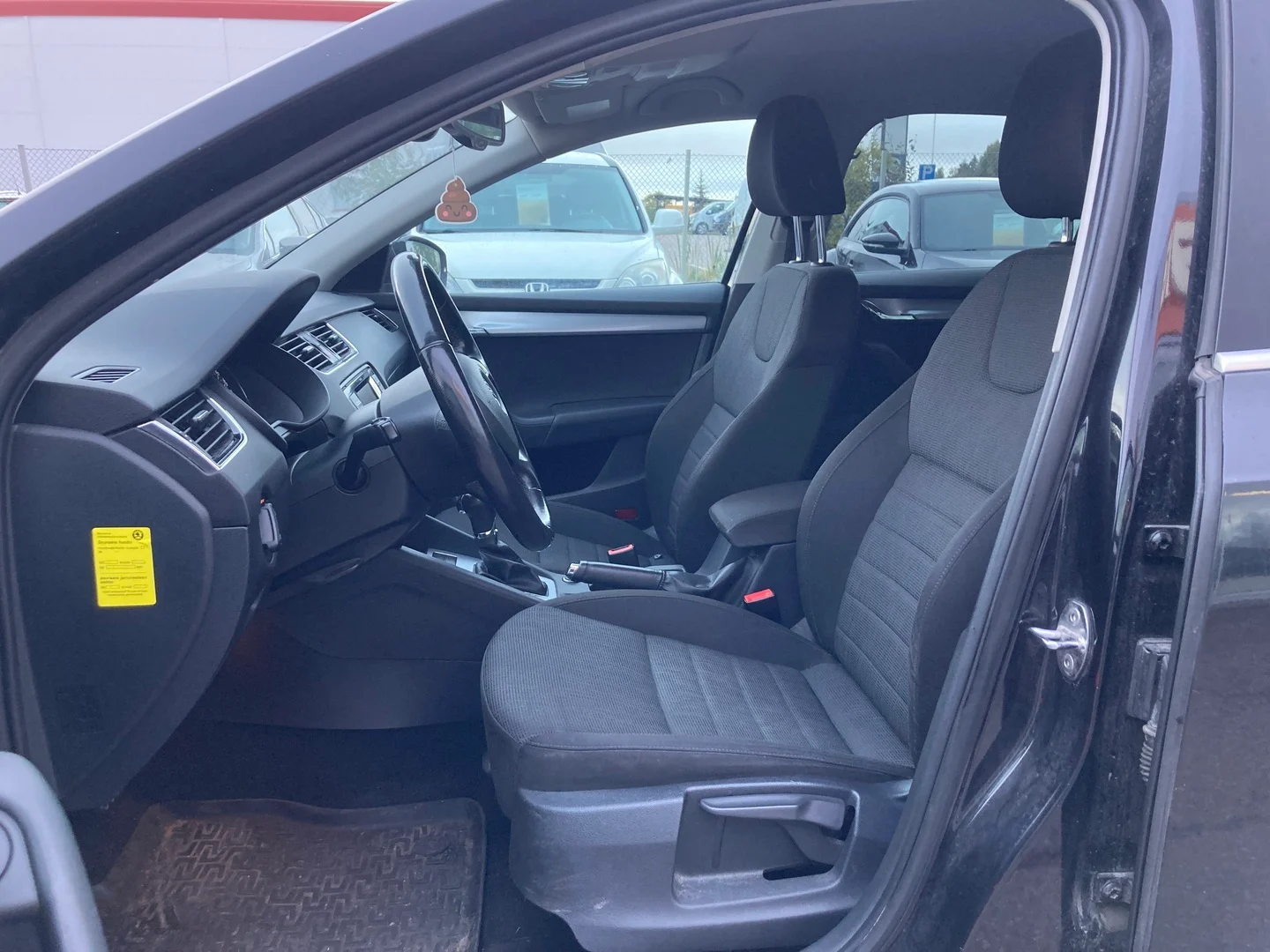 Car Image - 2PlcGWJnfCls91GQPLr1Sg