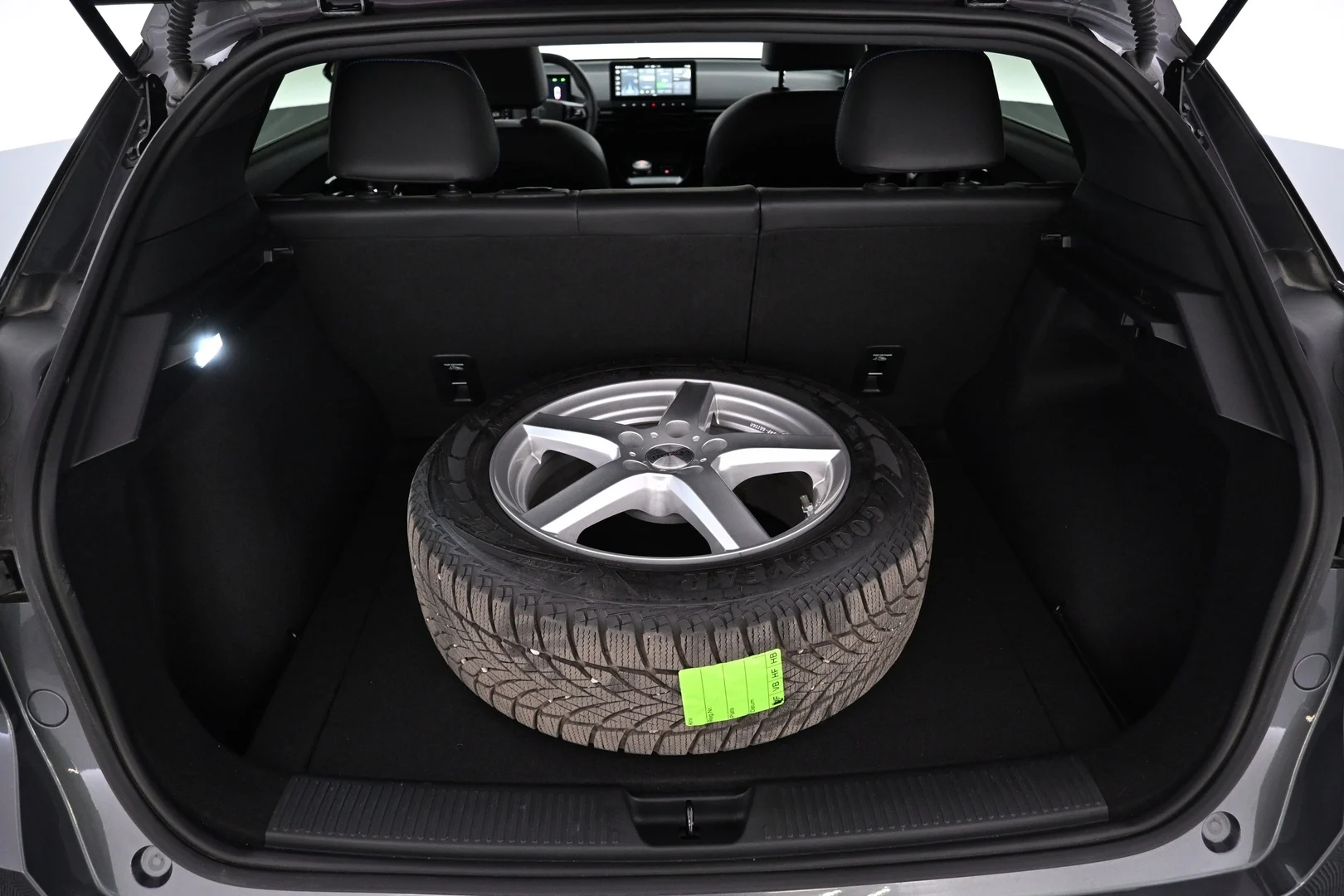Car Image - 68P72B5JpIPTCa9LuWnlql