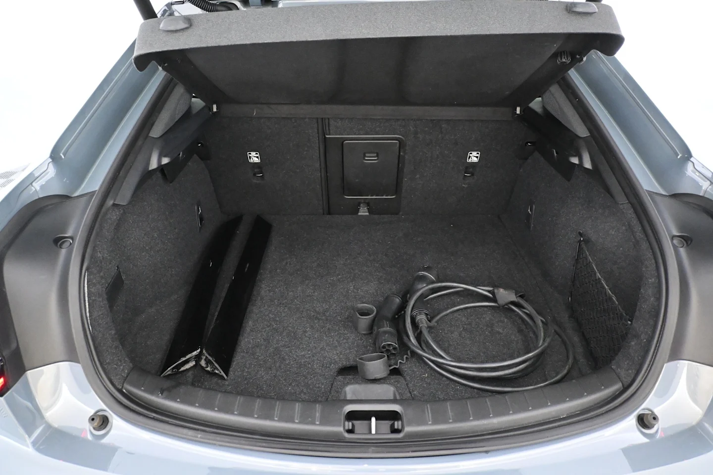 Car Image - 3ezxk4PG1a59wONeDMY9mI