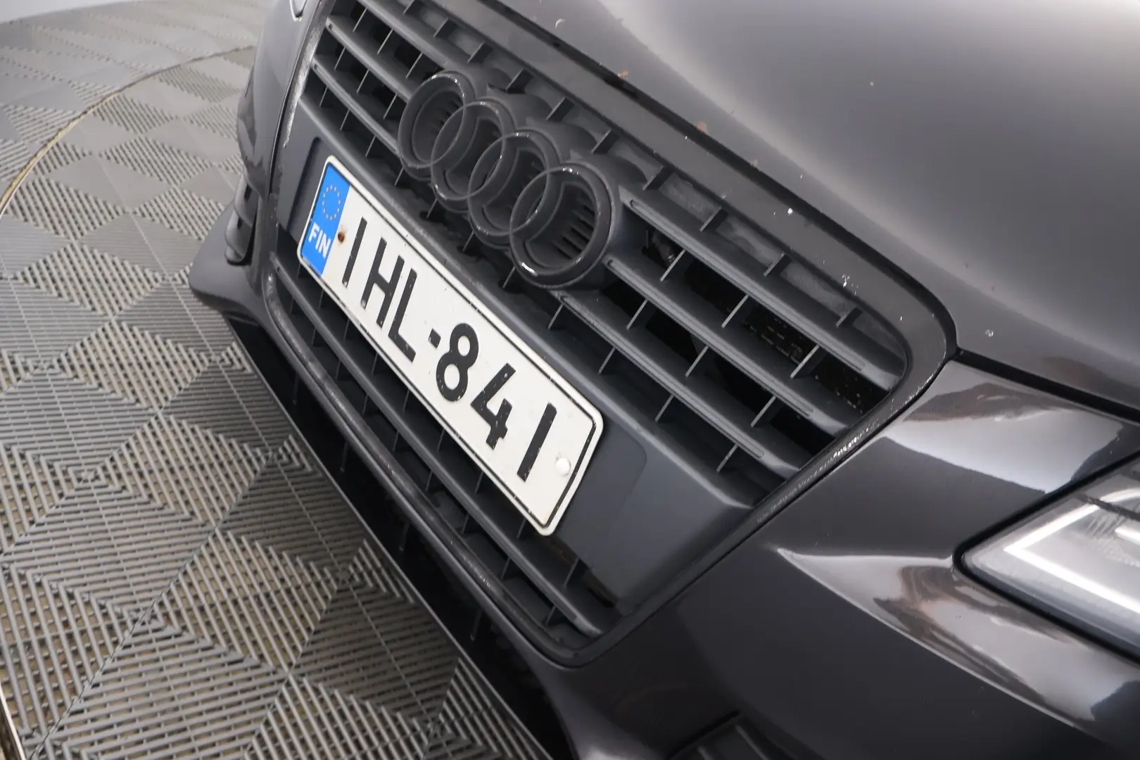 Car Image - 5pWUf4SMECZ8mluCS7VUTQ