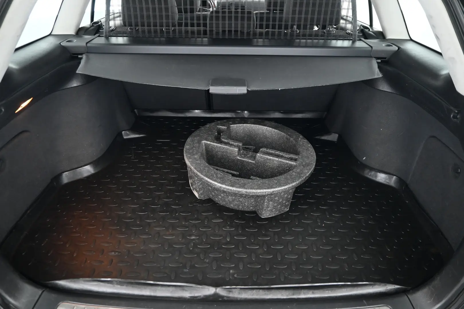 Car Image - 2VdgMqEeawTsOW8UxxcT8Y