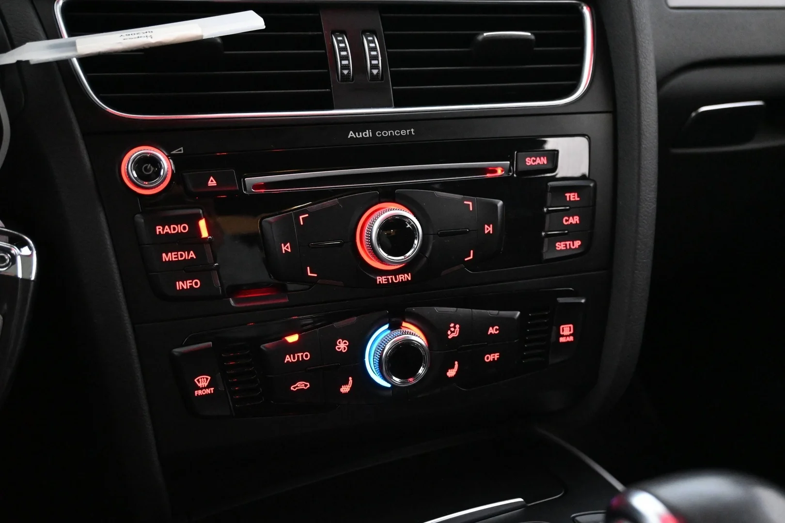 Car Image - 3uvGuHgEpUpCDpsyxl1HvT