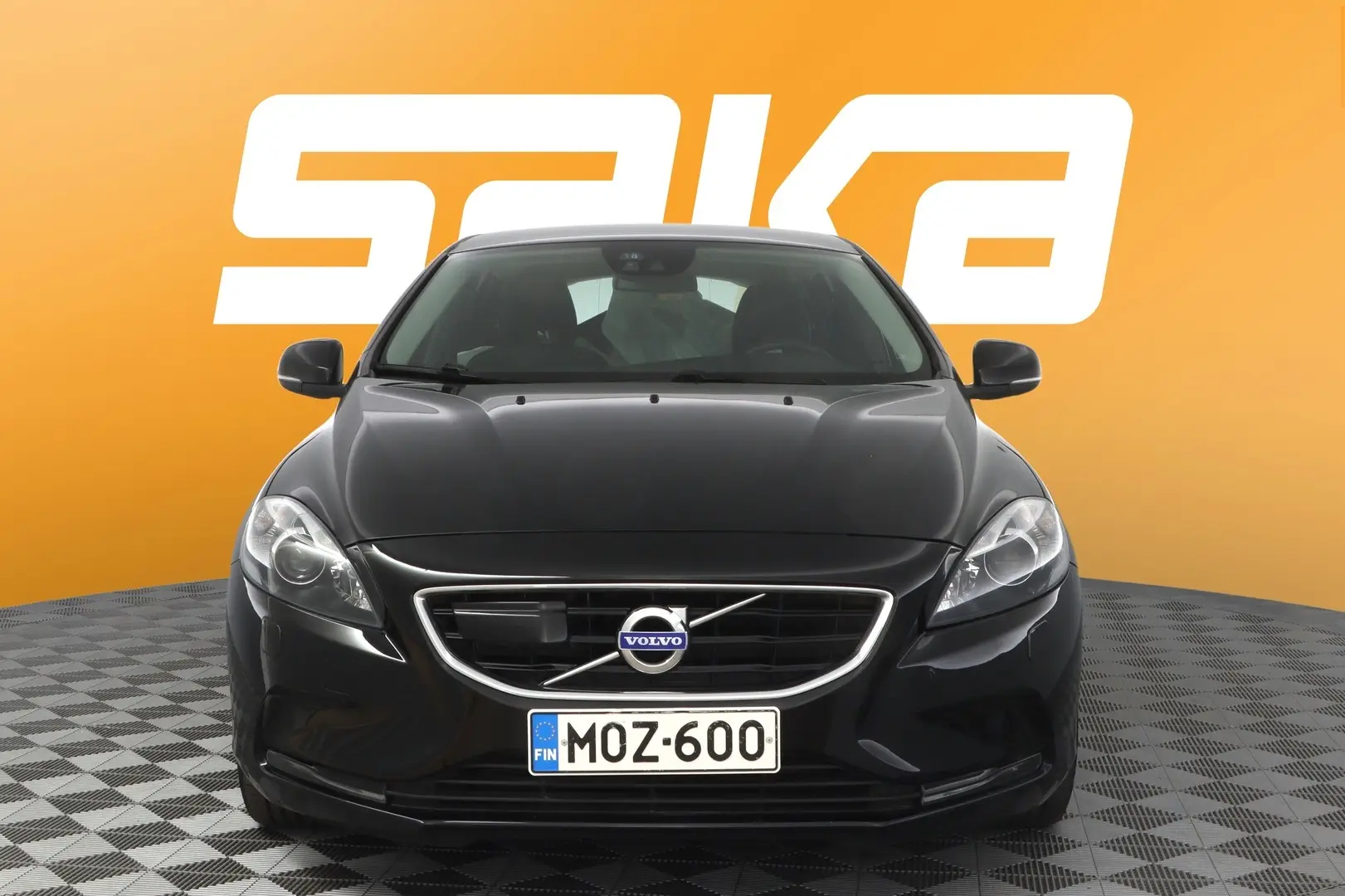 Car Image - Wg8SudLzlc9snLSM6mHfs