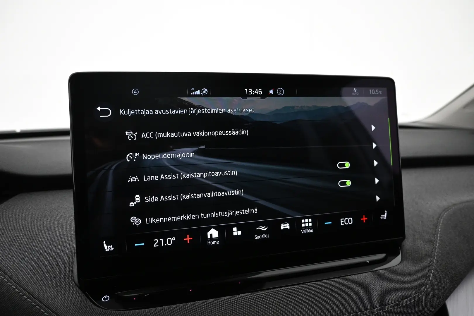 Car Image - 1zsMQ7wTINvl4SxezNTXxV